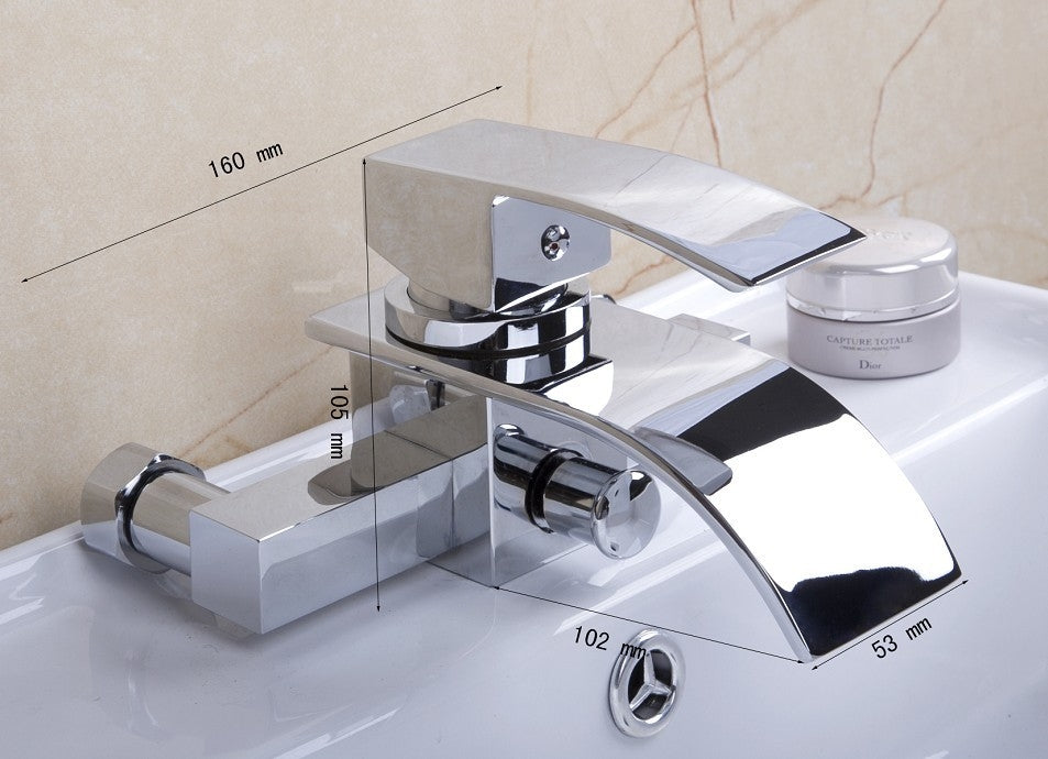 Chrom-Wasserfall-Badewannenarmatur mit Handbrause