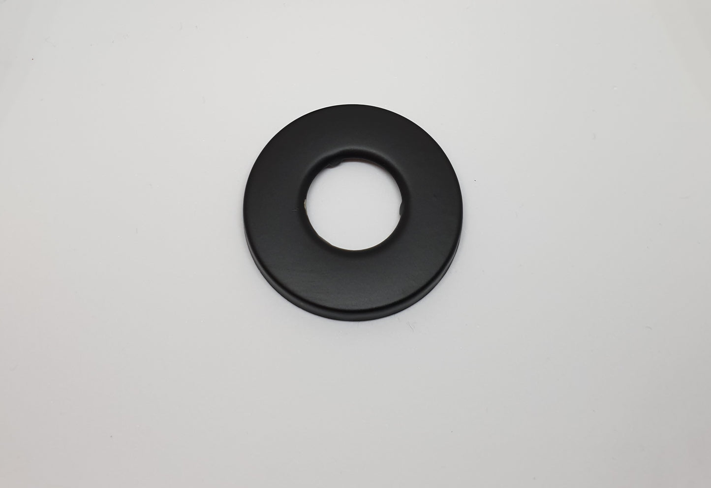 Shower connection black