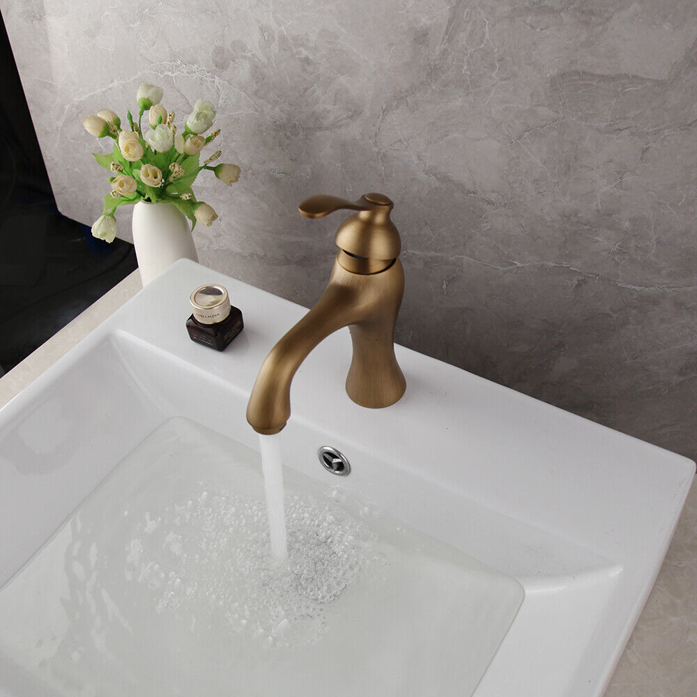 Bronzefarbene Waschtischarmatur Country