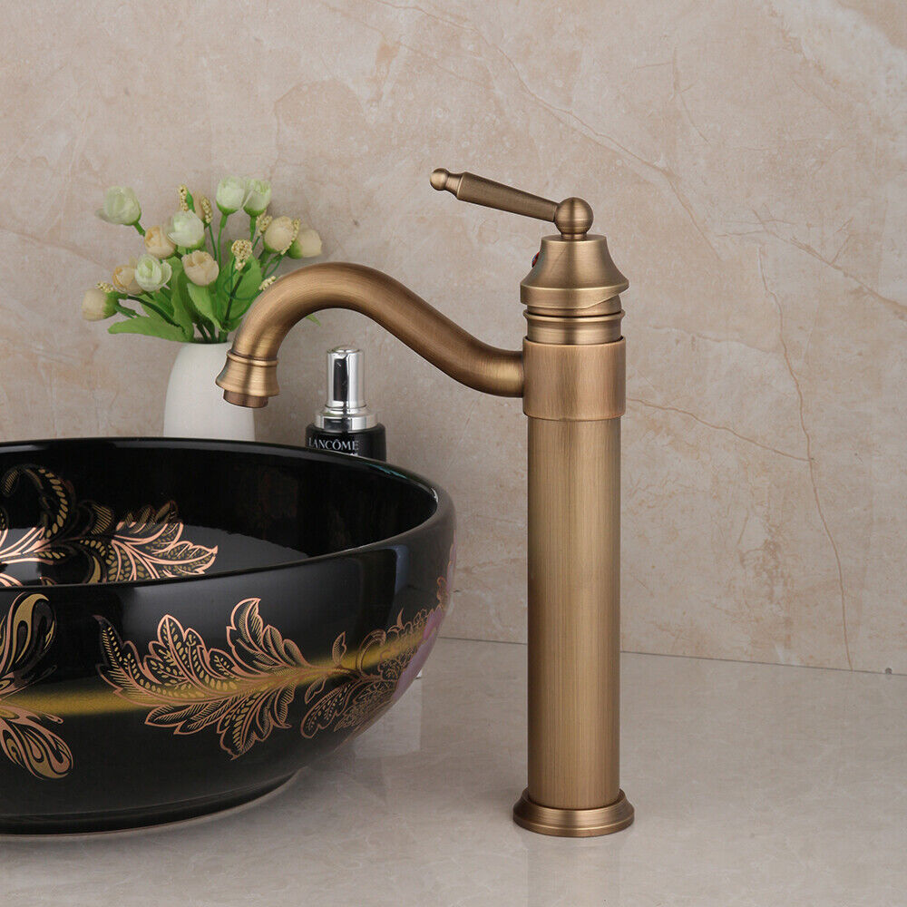 Retro Bronze Washbasin Faucet