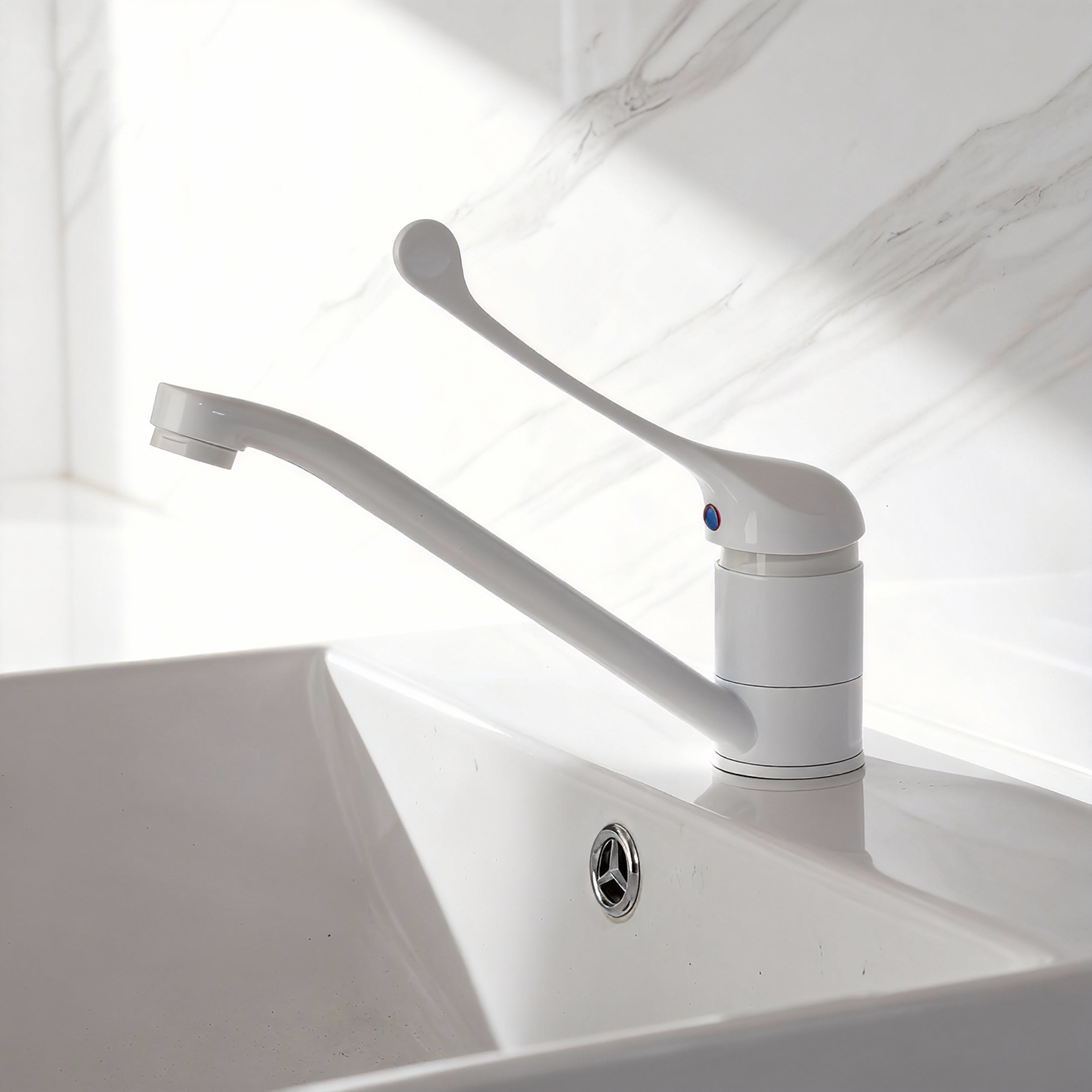 Medische elleboogbediende wastafelkraan – Wit