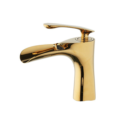 Eleganter goldener Wasserfall-Wasserhahn