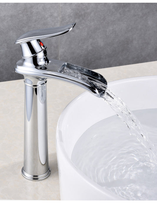 Hoge chroom wastafelmengkraan met waterval-uitloop