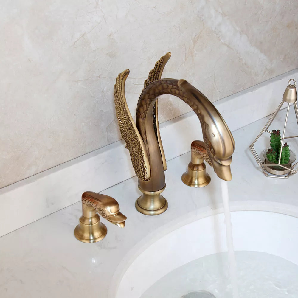 Malvizza 3-piece bronze-colored washbasin tap