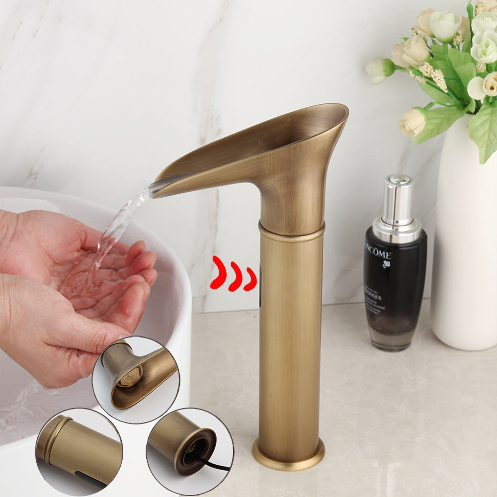 Sensomatica Nostalgischer Wasserfall-Wasserhahn aus Bronze mit Sensor – Landhausstil