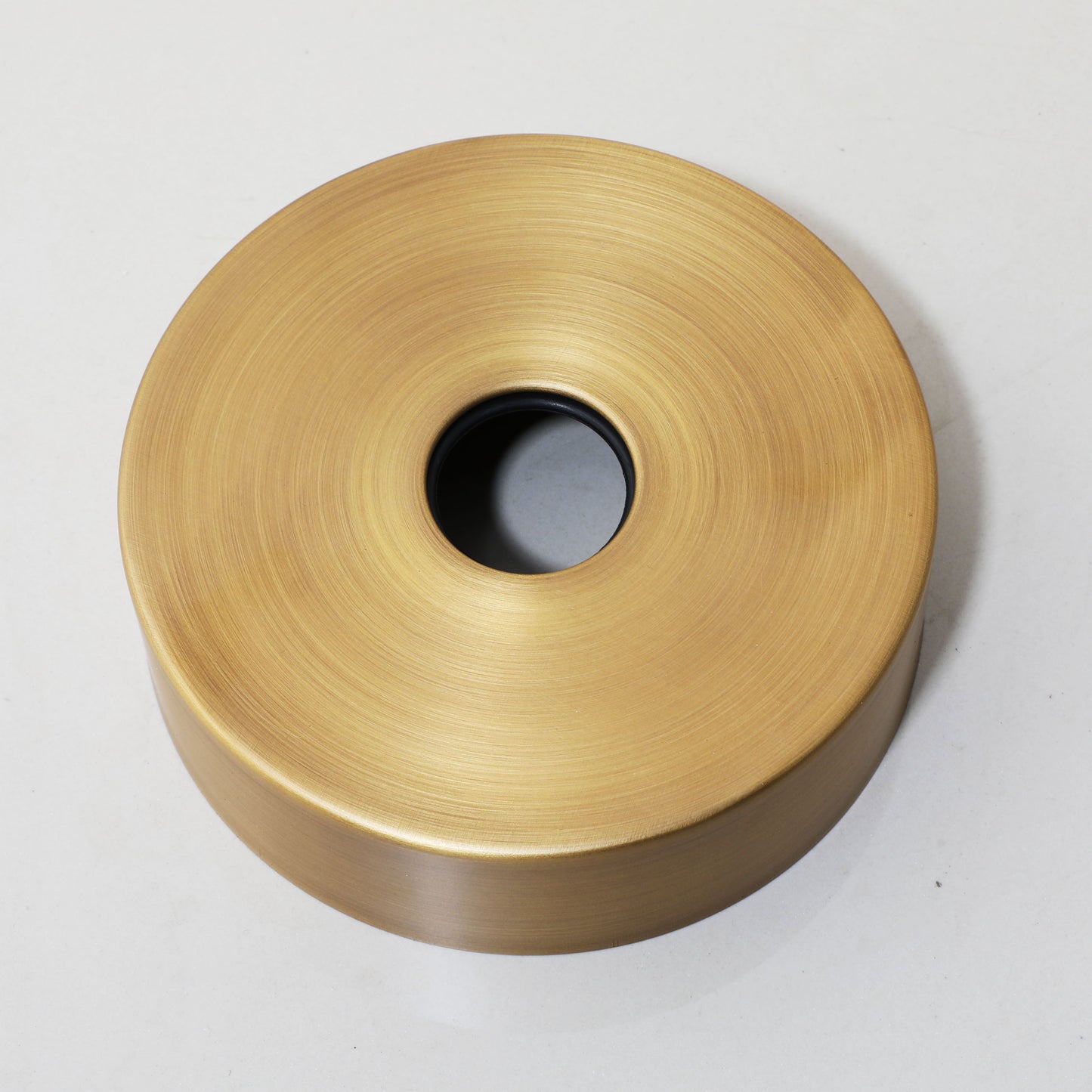 Freestanding nostalgic bath tap with ceramic discs