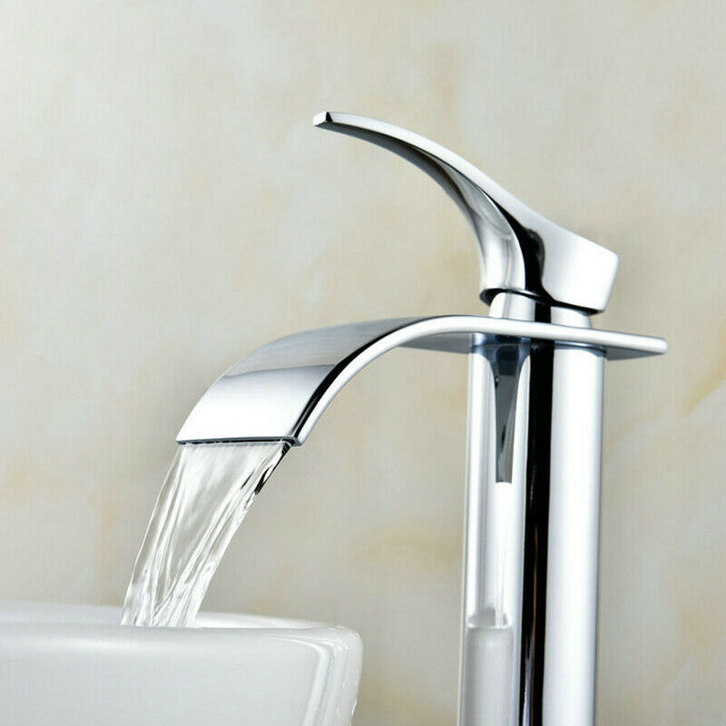 Stilvoller Chromhahn