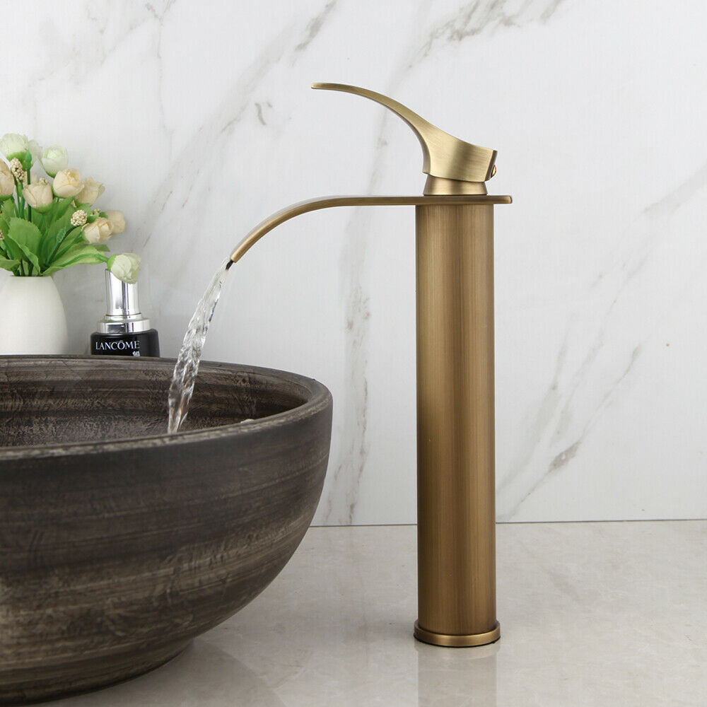 Countryside bronze waterfall tap