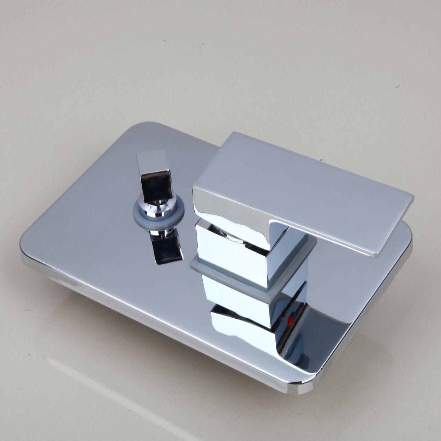 LED-Einbaudusche in Chrom