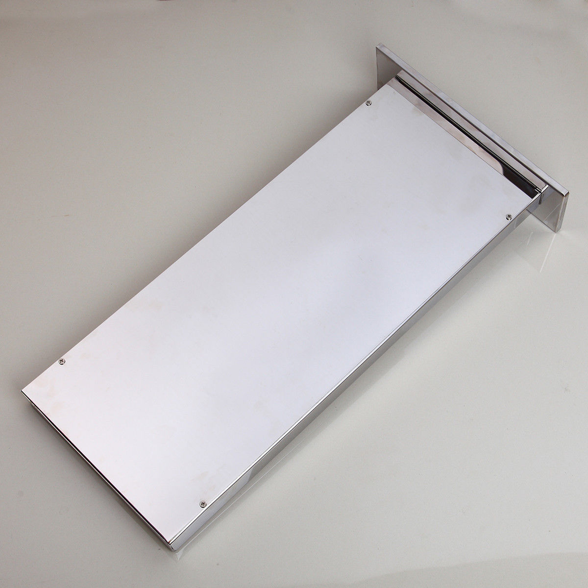 Regendusche mit Wasserfallfunktion, Chromoberfläche