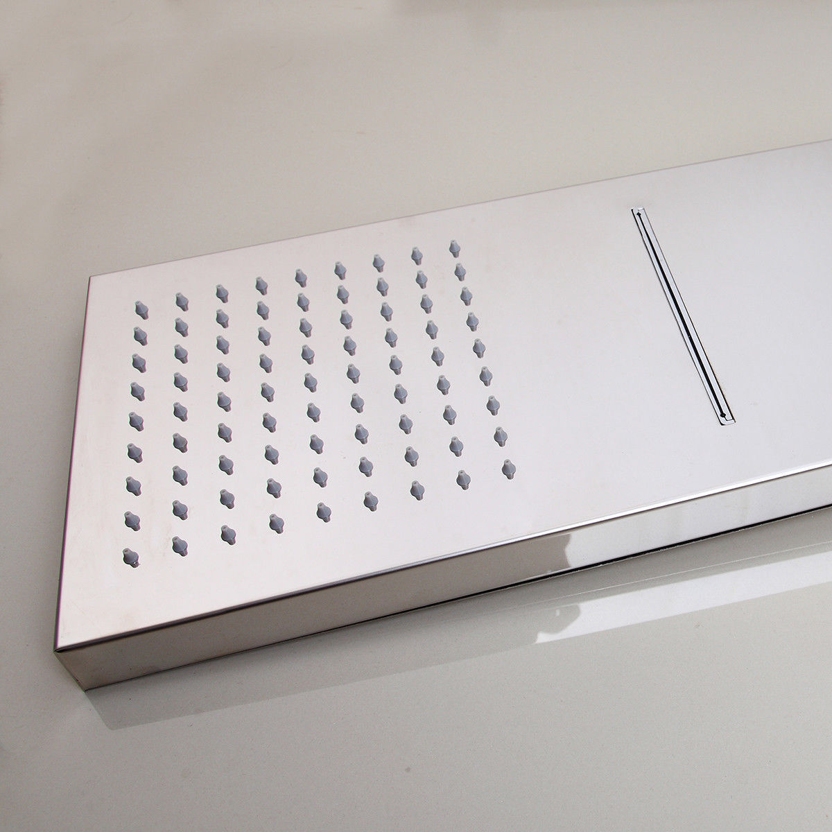 Regendusche mit Wasserfallfunktion, Chromoberfläche