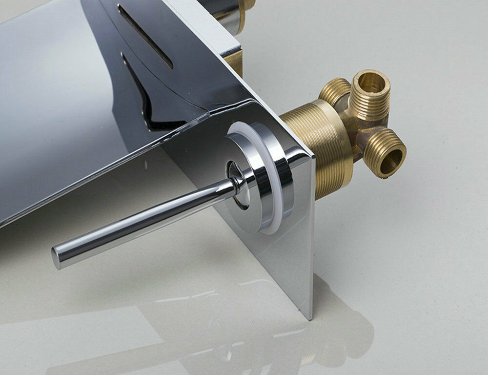 Built-in waterfall tap - suitable for bath or washbasin