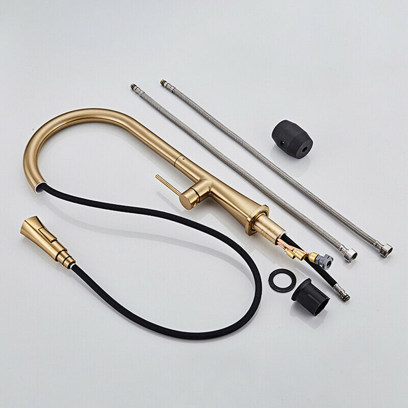 Küchenarmatur aus gebürstetem Gold