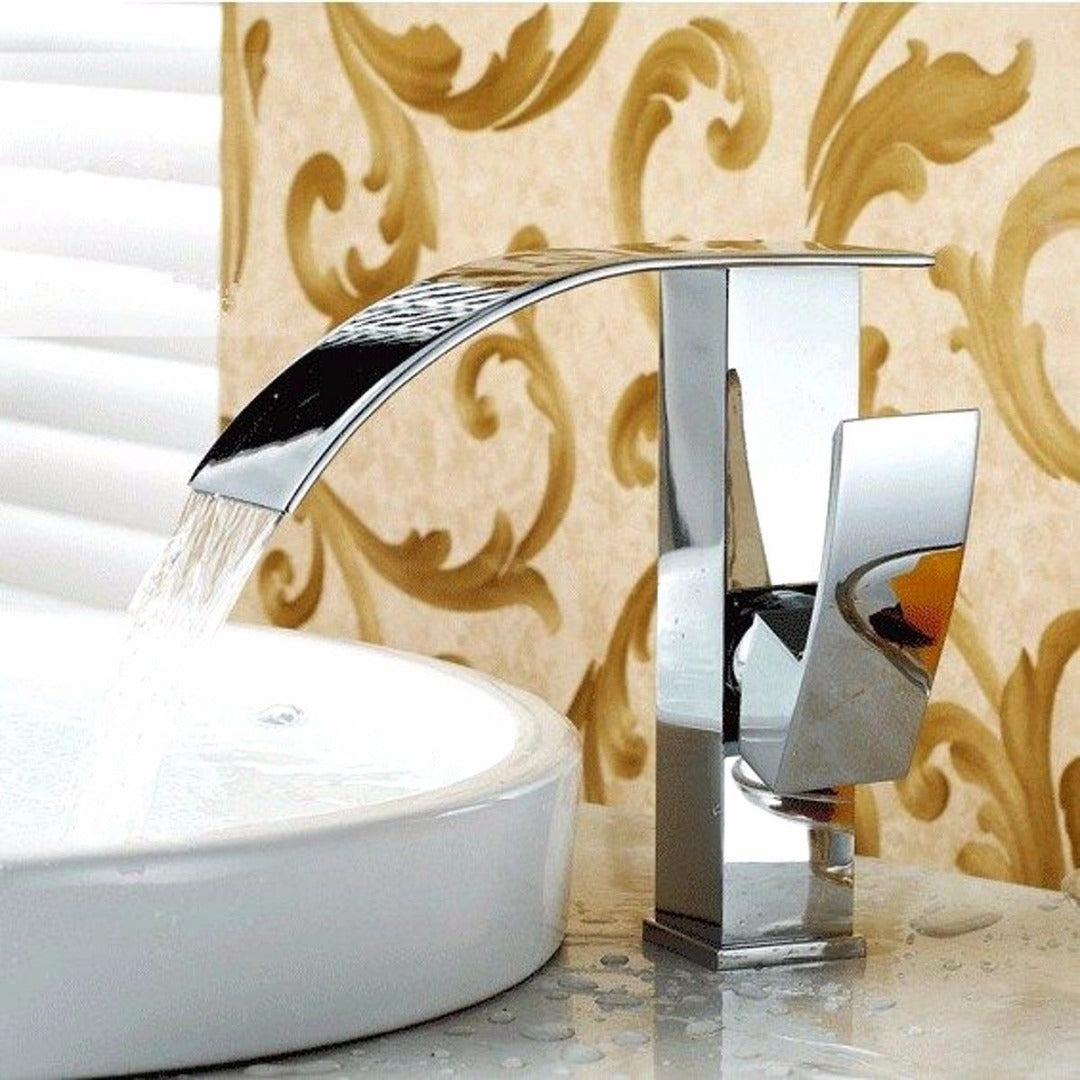 Chrom-Wasserfallhahn