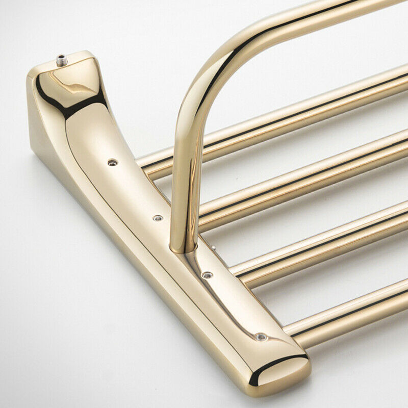 Goldfarbenes Badezimmerregal