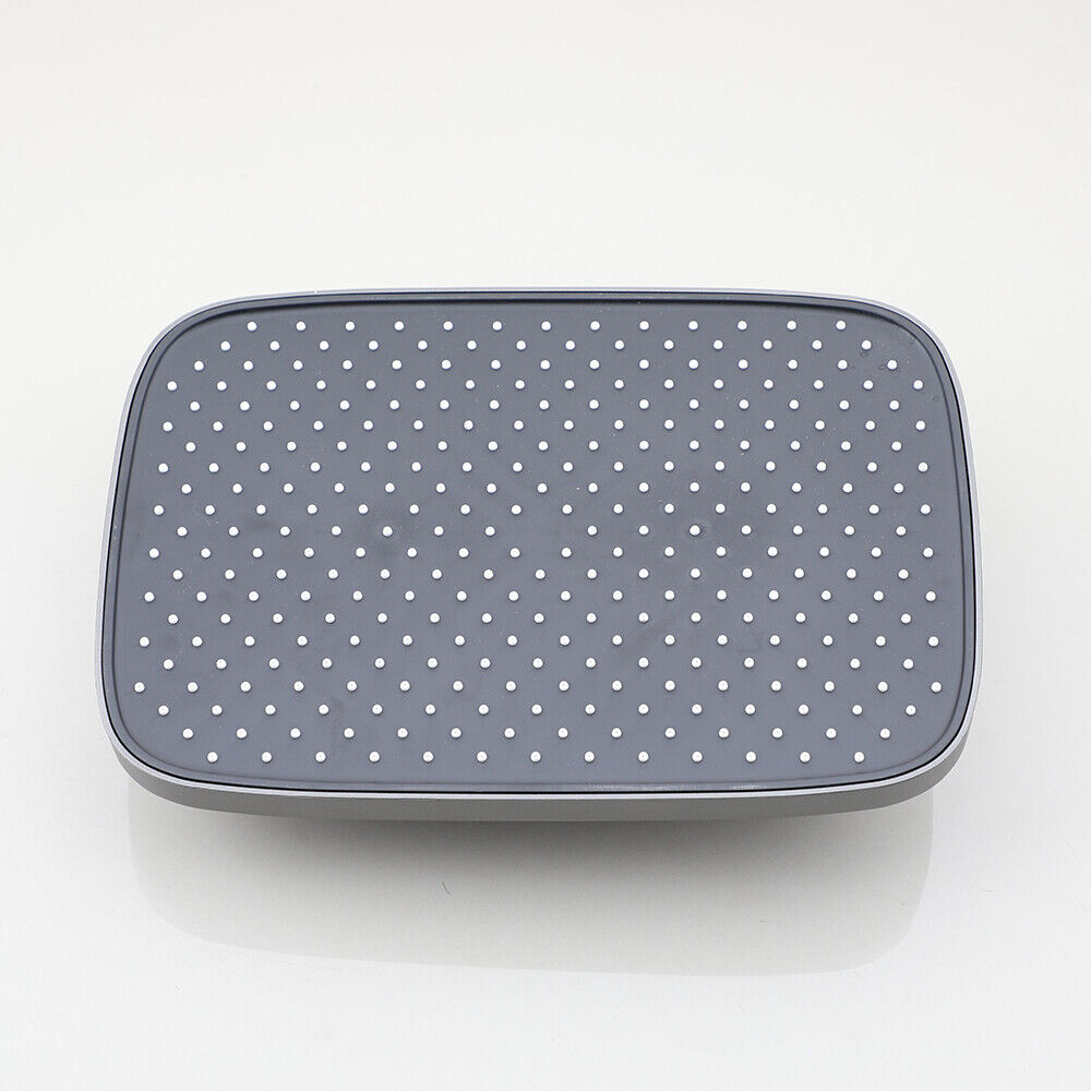 Moderne Regendusche aus Gun Metal mit Badewannenarmatur