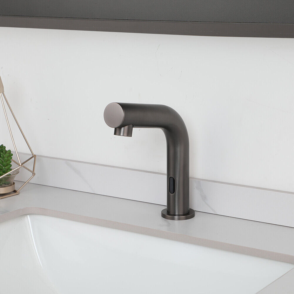 Eleganter Sensorhahn aus Gun Metal mit freihändiger Bedienung