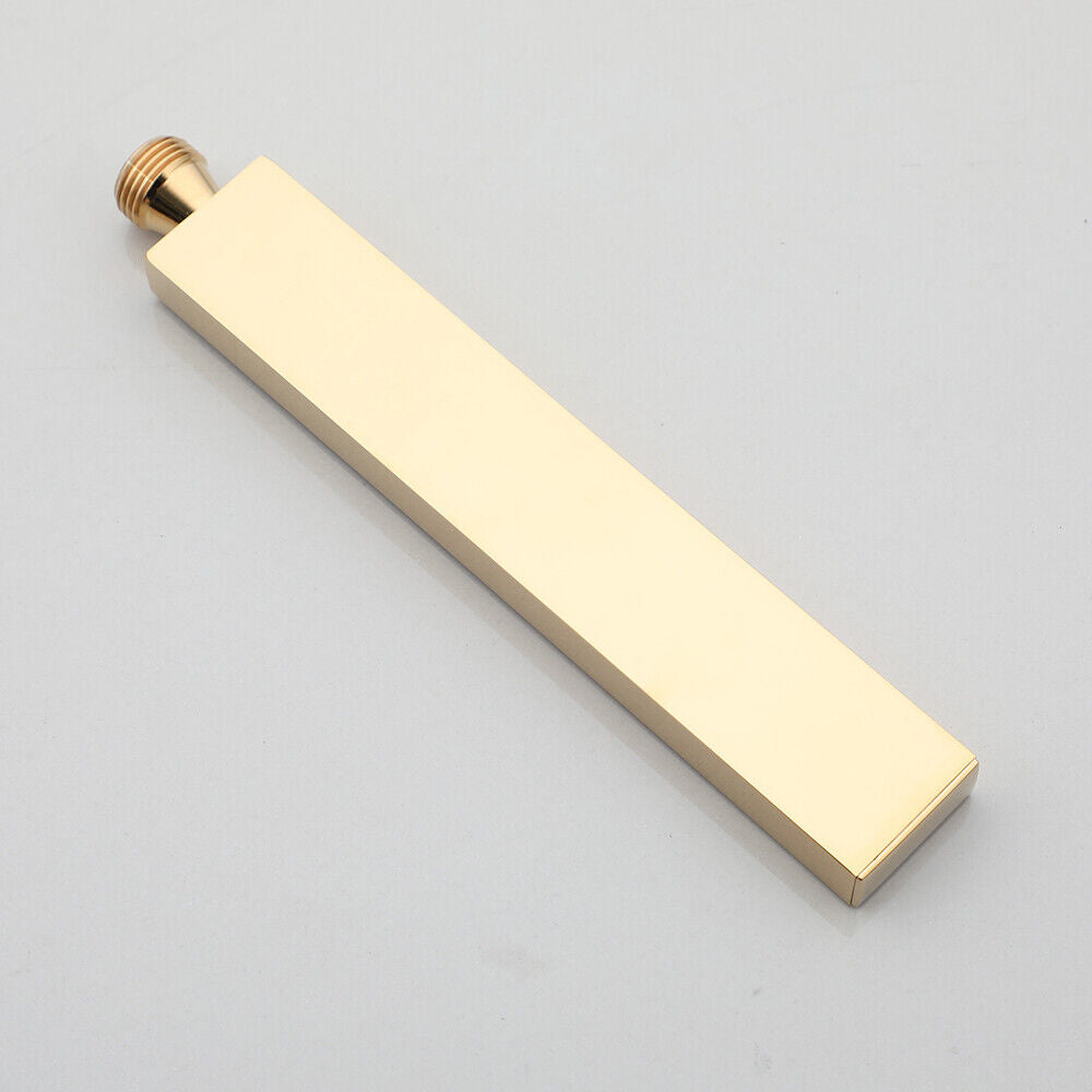 Goldfarbene Wasserfall-Badewannenarmatur