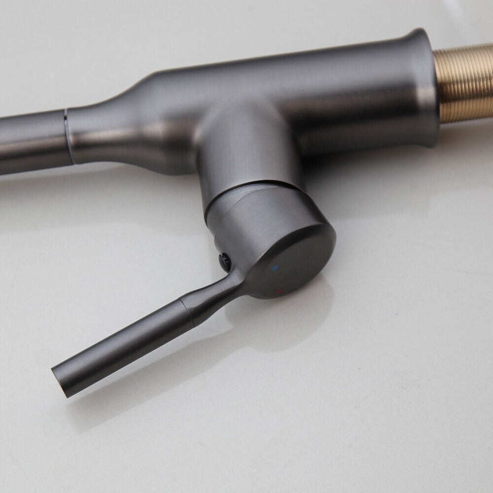 Elegante Gun Metal keukenkraan met uittrekbare sproeikop