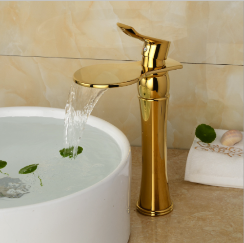 Luxurious gold faucet