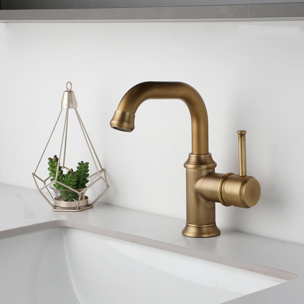 Country bronze-colored mixer tap