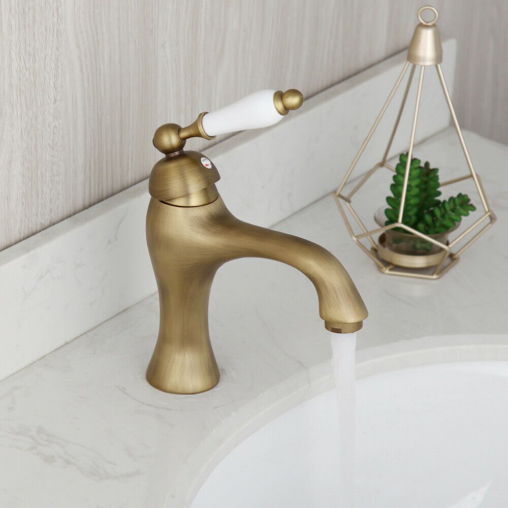 Bronze-colored mixer tap