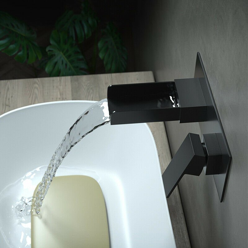 Luxuriöser schwarzer eingebauter Wasserfallhahn