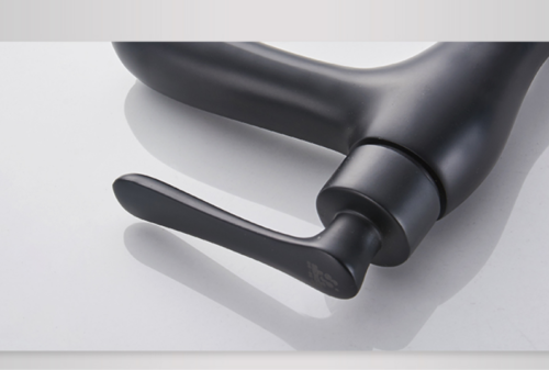 Kaltwasserhahn mattschwarz