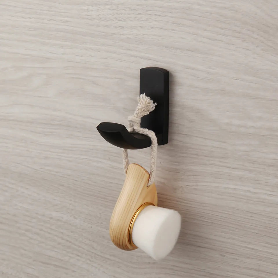 Moderner schwarzer Handtuchhaken zur Wandmontage