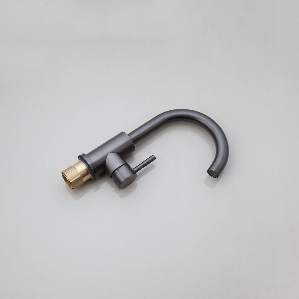 mooie gun metal wastafelkraan