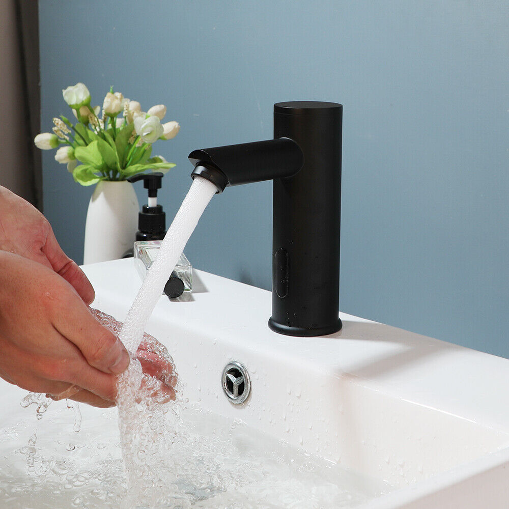 Schwarzer Sensorhahn Kaltmodell