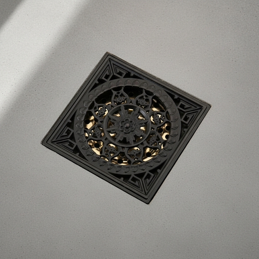 Zwarte vloerput/doucheput 10×10 cm met stankafsluiter