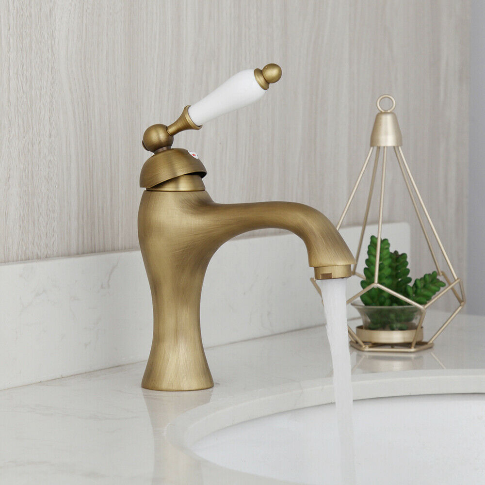 Bronze-colored mixer tap