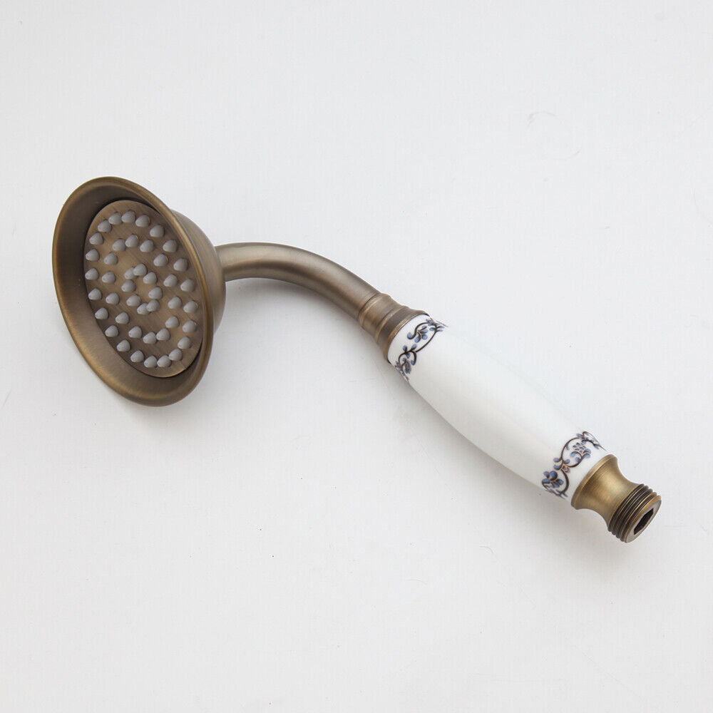 Bronzefarbener Landhaus-Wandhahn