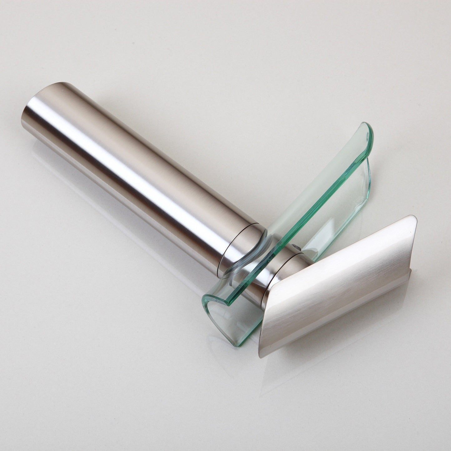 Wasserfall-Mischbatterie Nickel gebürstet