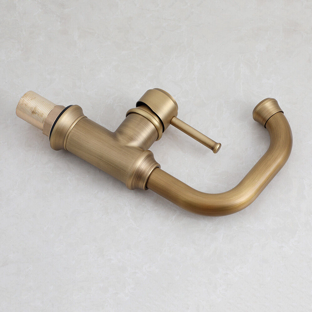 Country bronze-colored mixer tap