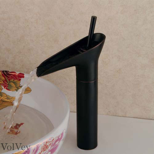 Elegante oliebronzen watervalkraan