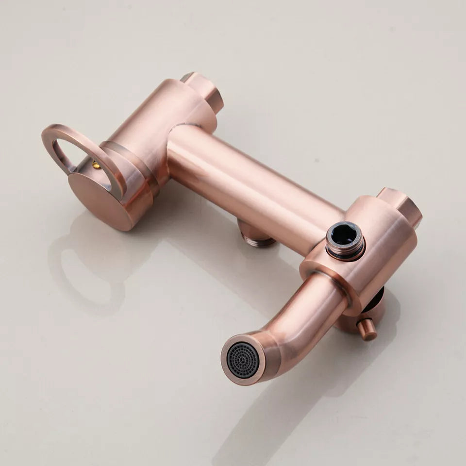 Klassische nostalgische Kupfer-Aufputz-Regendusche