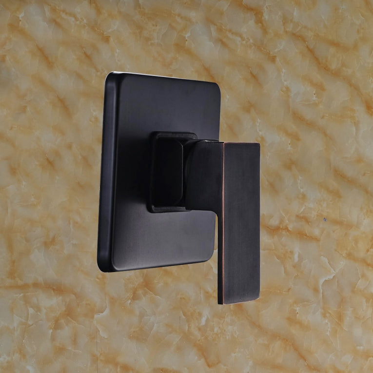 Nostalgische eingebaute Regendusche aus ölgeriebener Bronze