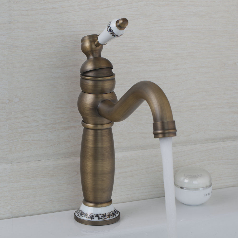 Wunderschöner Retro-Wasserhahn in Bronzeoptik