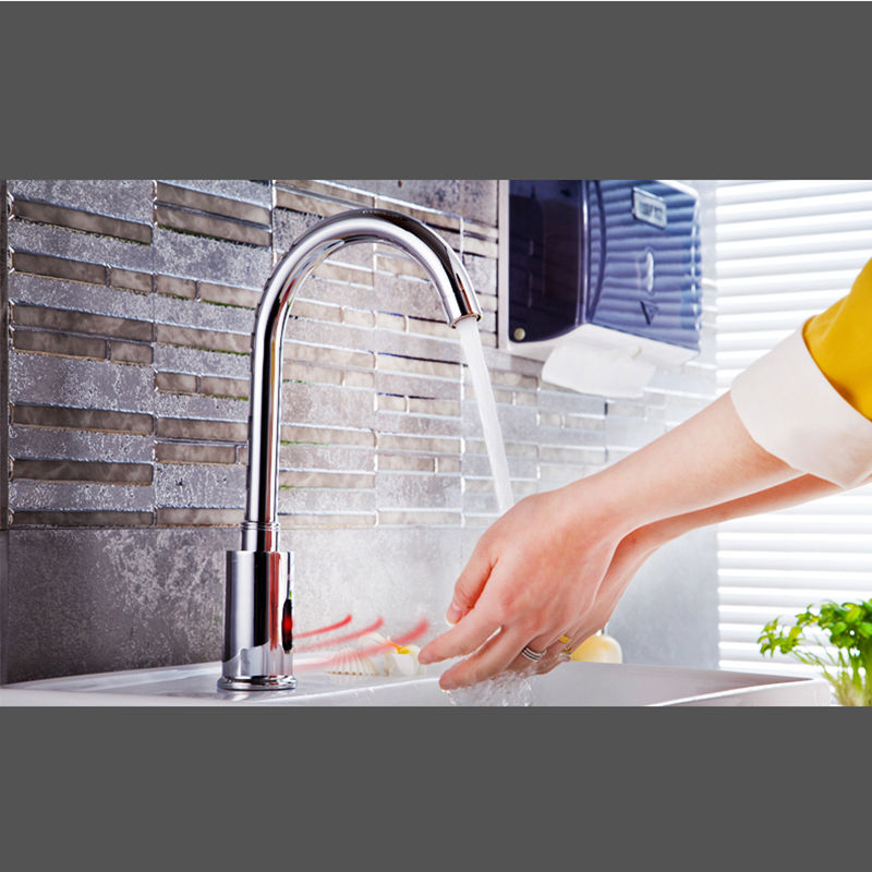 Chrom-Sensor-Wasserhahn, berührungslose Bedienung