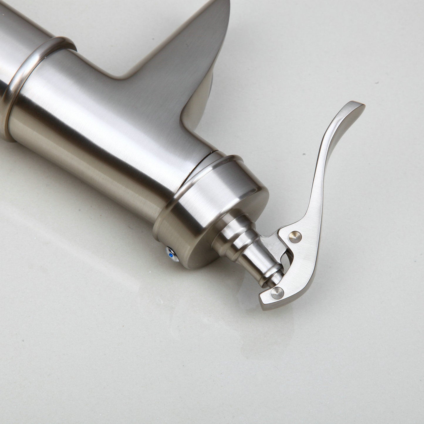 Waschtischarmatur Modell Classic, Nickel gebürstet