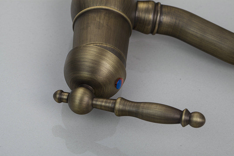 Bronze faucet with hand-painted ceramic washbasin