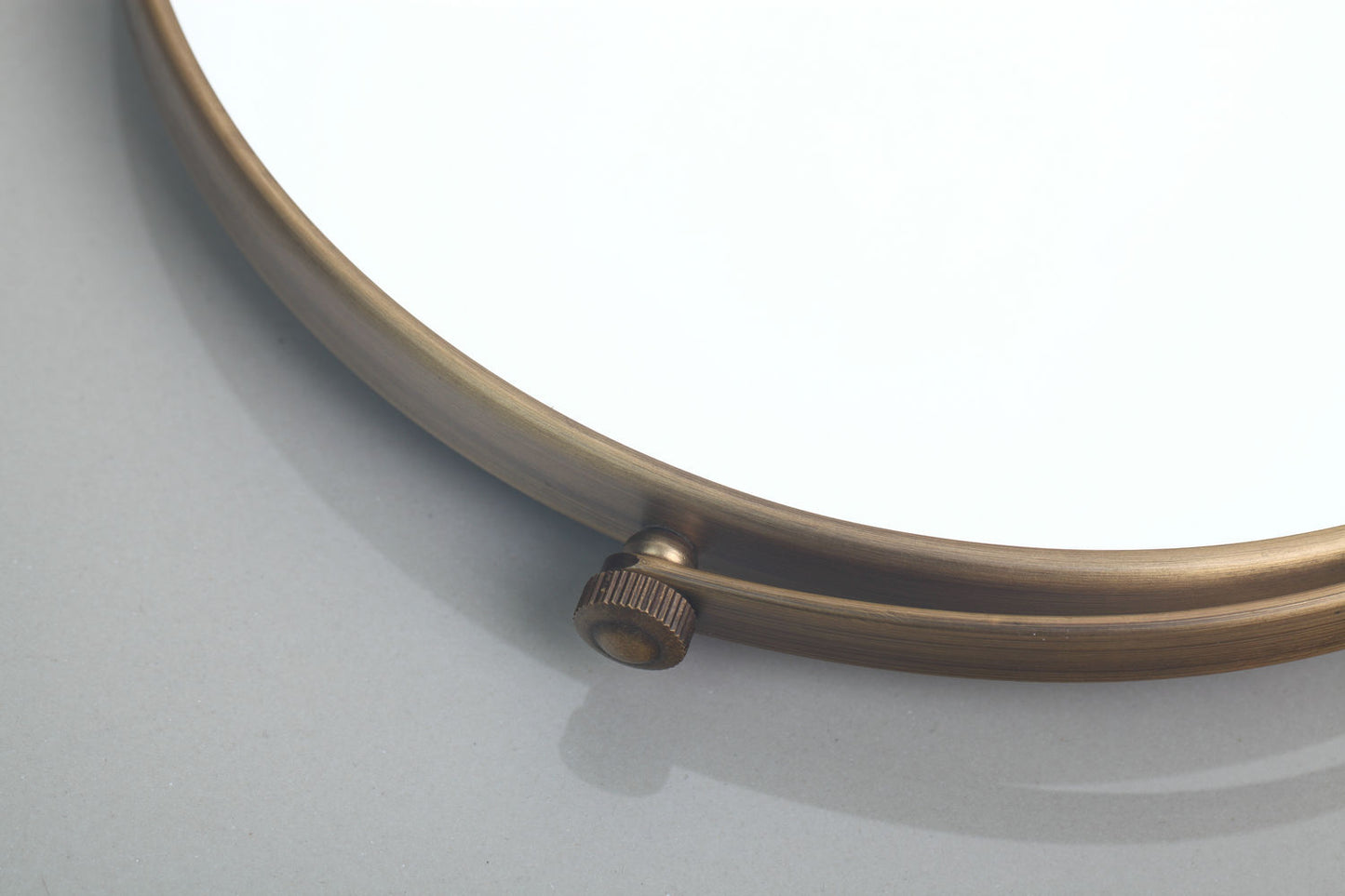 Nostalgic bronze make-up mirror