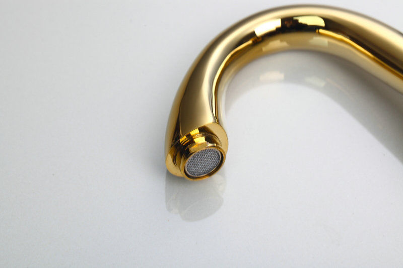 Goldene Badewannenarmatur 3-teilig