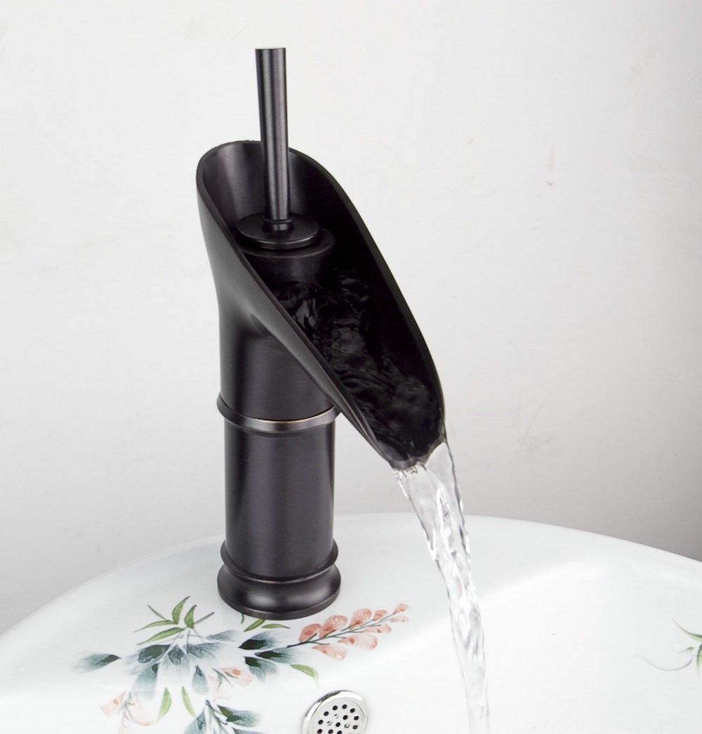 Nostalgische olie bronzen waterval wastafelkraan