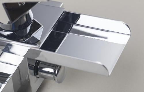 Waterval Badkraan met Chroom Afwerking