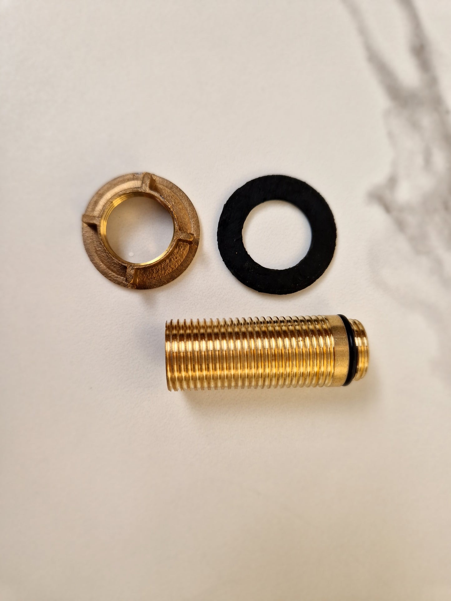 G 1/2 threaded tube length 5 cm including nut