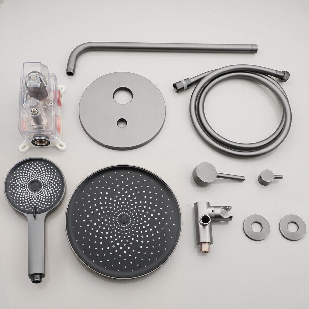 Einbau-Regendusche aus Rotguss