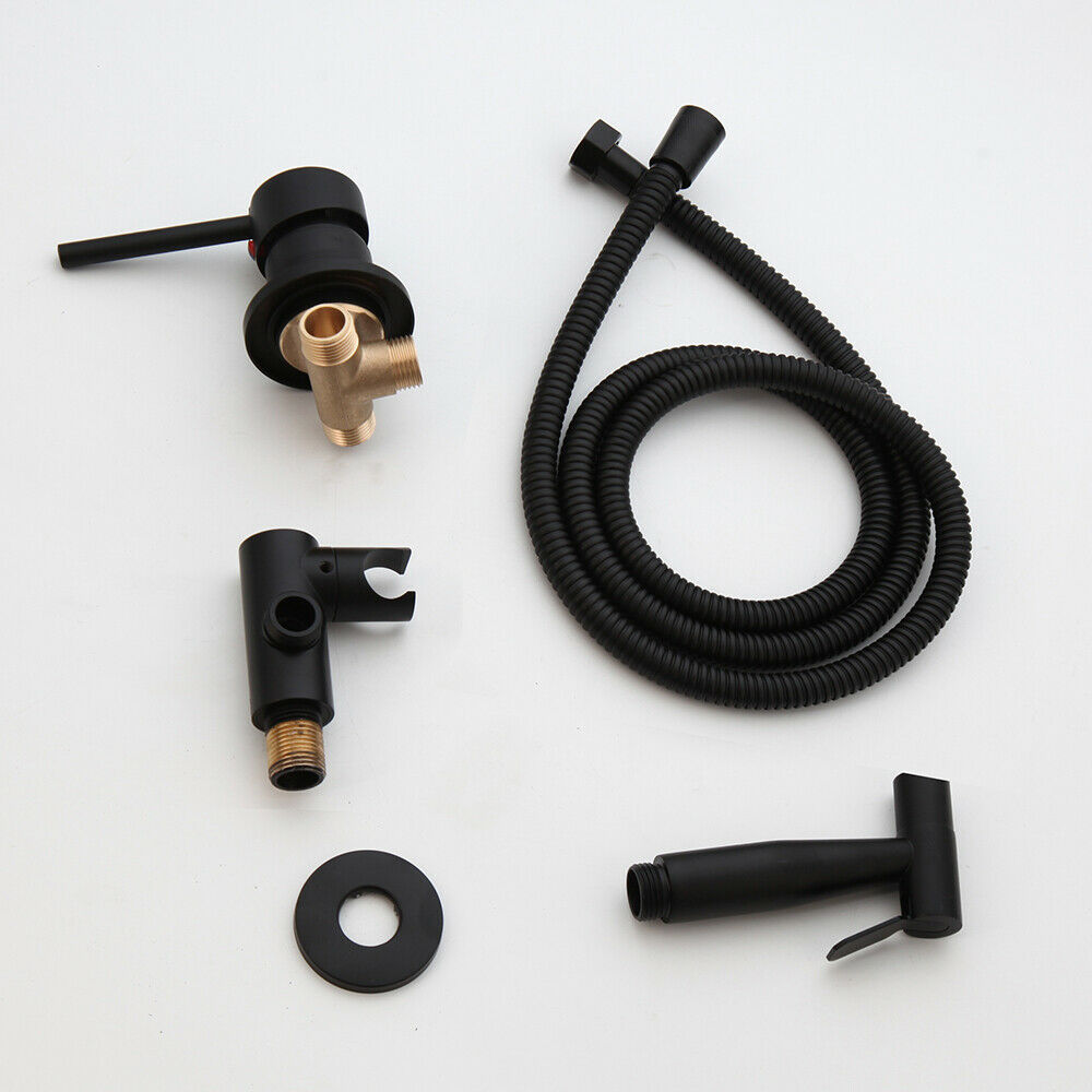 Schwarzer Bidethahn mit Handbrause